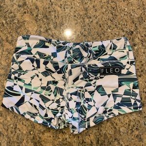 Fleo Shorts